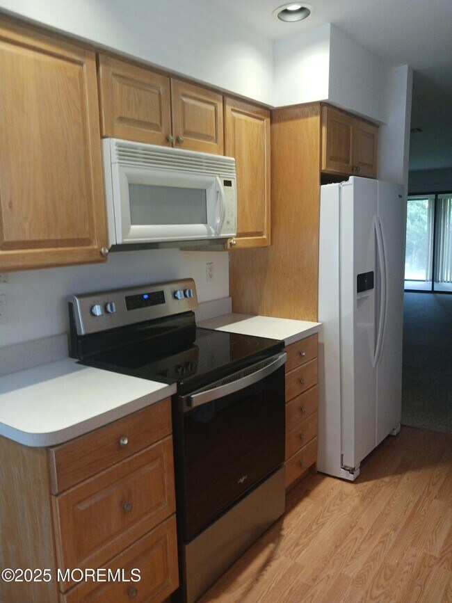Photo - 176 Amberly Dr