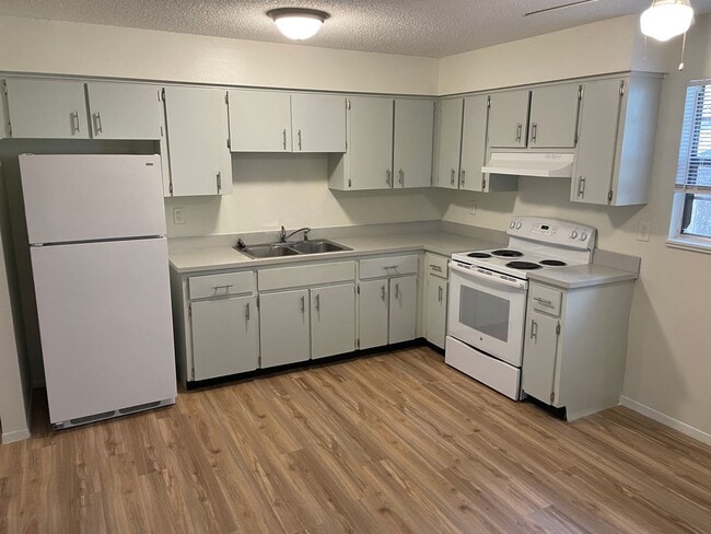 Photo - 5602 Montana Ave Unit 5602 MONTANA AVE