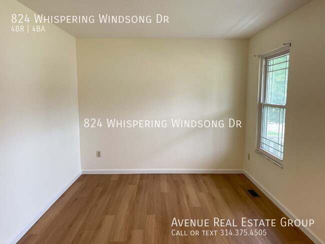 Photo - 824 Whispering Windsong Dr
