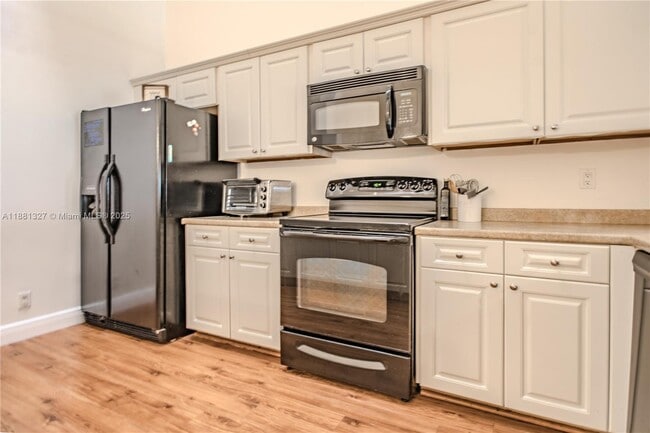 Photo - 7652 Pinewalk Dr S