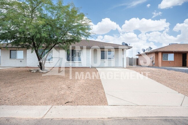 Building Photo - 10077 S Tampico Ln Unit #B (266)