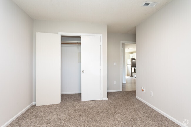 2BR, 1BA - 763SF - Bedroom