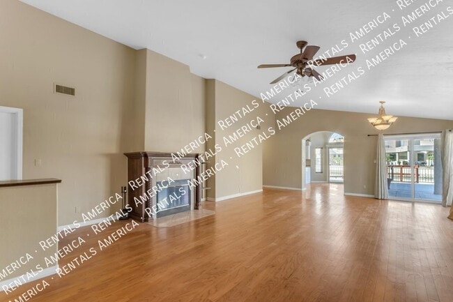 Photo - 5822 W Abraham Ln