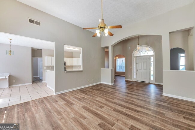 Photo - 38 Rockport Dr