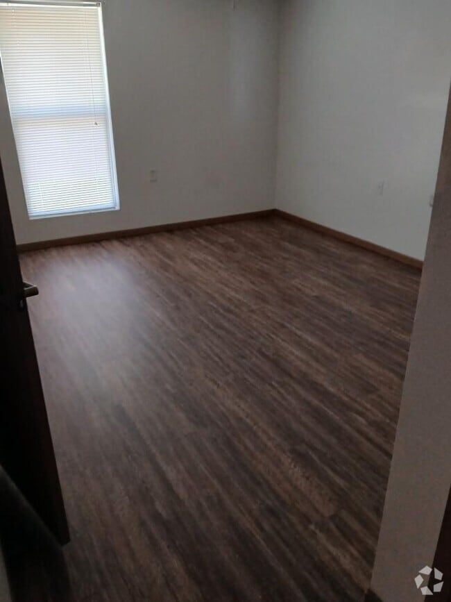 Building Photo - The Gardens of Gladewater Rental