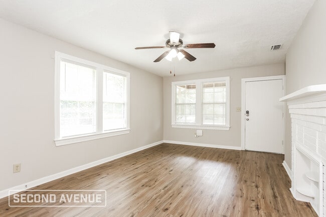 Photo - 8917 6th Ave