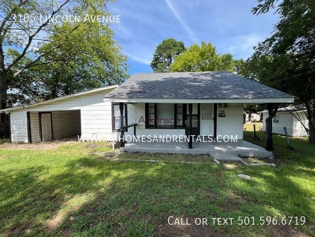 Building Photo - 3105 Lincoln Ave