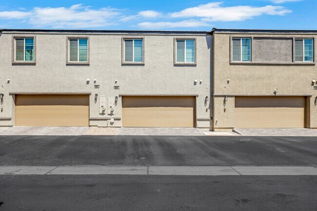 Photo - Beautifully Upgraded Home in NW