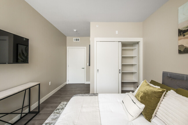 Arista Glendale