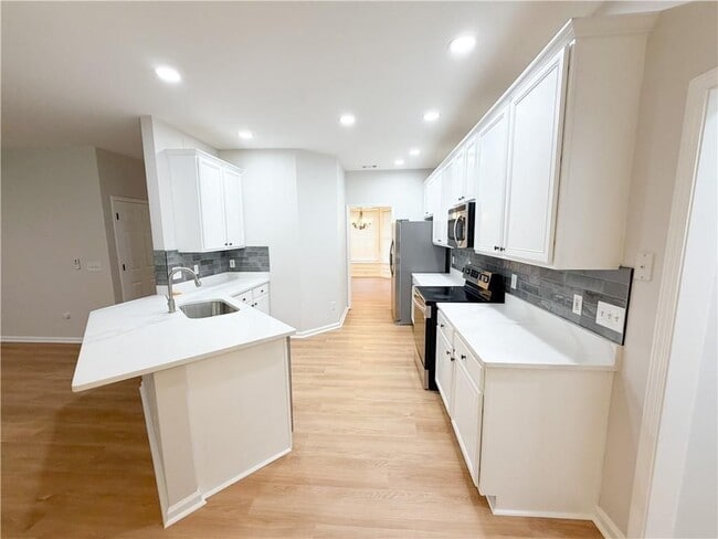 Photo - 2955 Chadbourne Trail