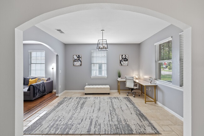 Photo - 810 Turner Ave