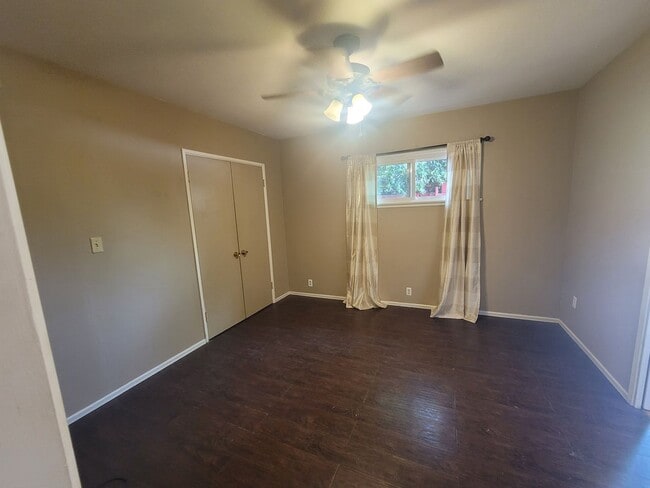 Photo - Single-Story 1-Bedroom Apartment in Yucaipa! Unit 34726 1/2