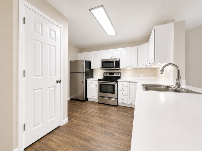 Photo - Keystone Lake Apartments