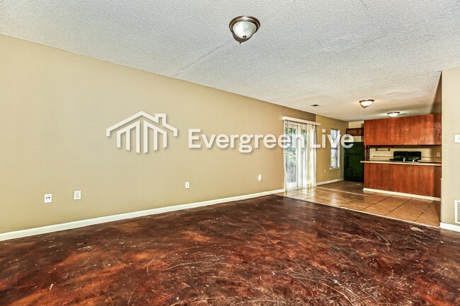 Photo - 2906 Elam St