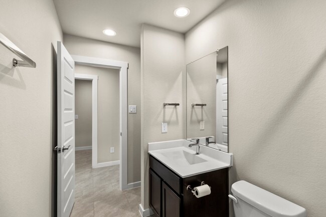 Photo - 3915 Sparkman Ln