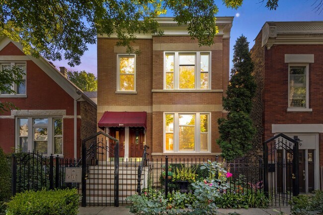 Photo - 911 N Fairfield Ave Unit 2