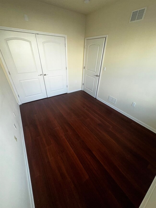 Photo - 5817 Jefferson St Unit 303