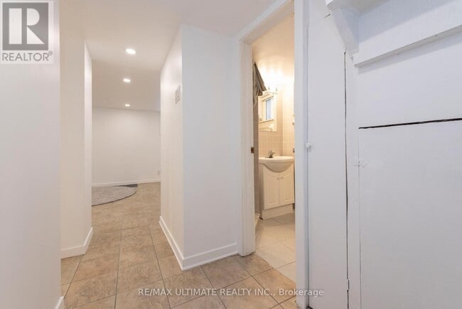 Photo - 7 Joanith Dr