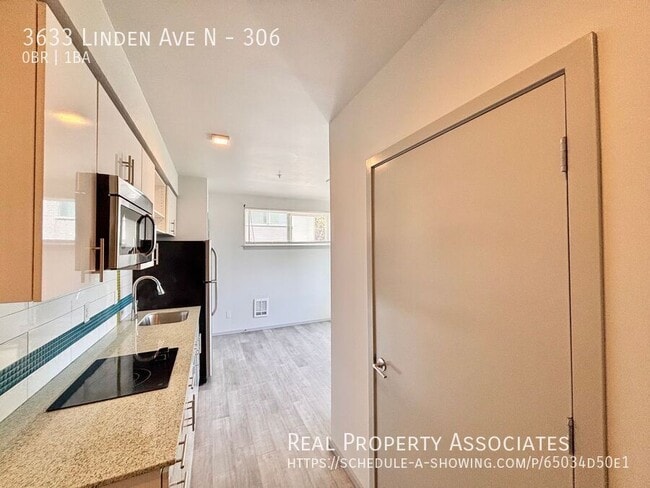 Photo - Linden Ave