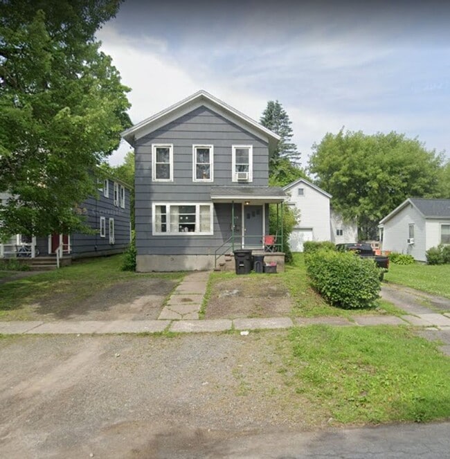 Photo - 112 W 3rd St N Unit Apt 2