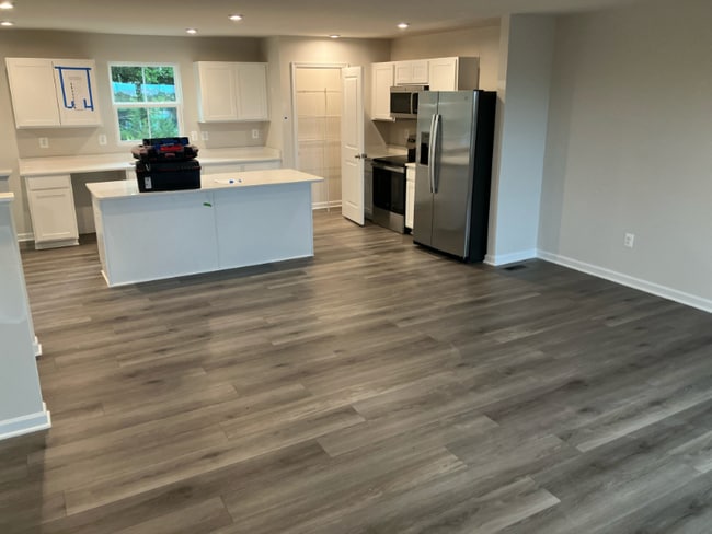 Photo - 247X Laurel Pk Dr