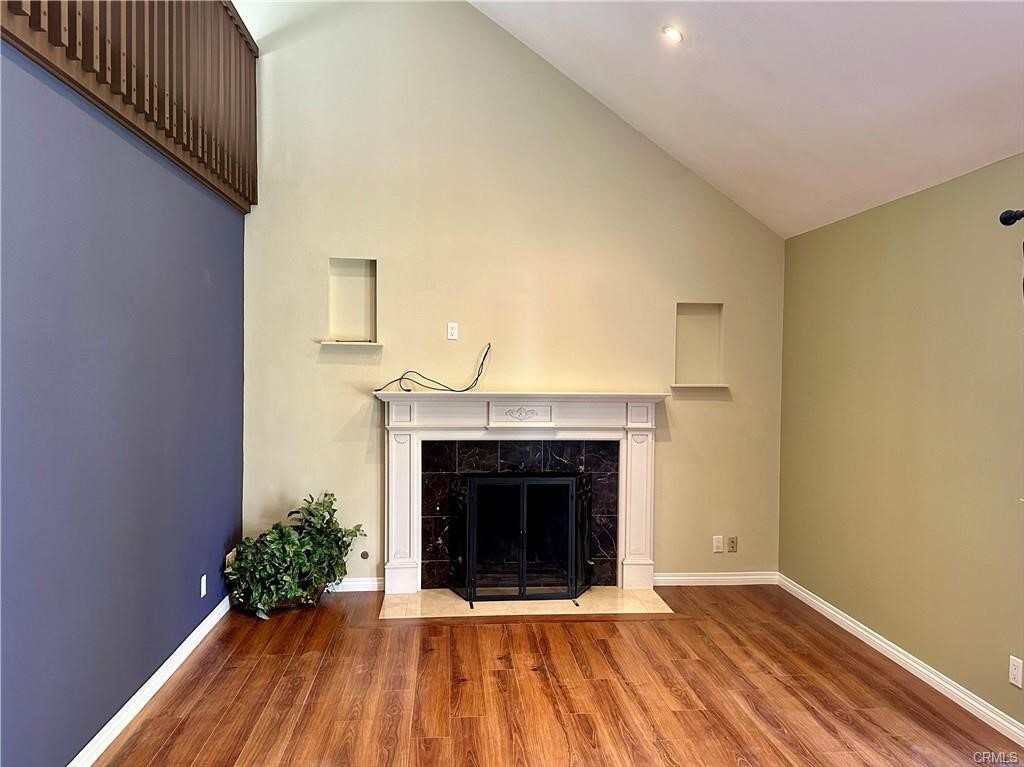 Photo - 17631 Mapes Ave