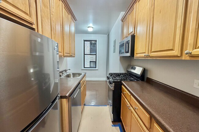 Photo - 240 Cabrini Blvd Unit 2B