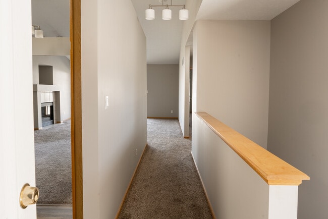 Photo - 7337 Collister Rd