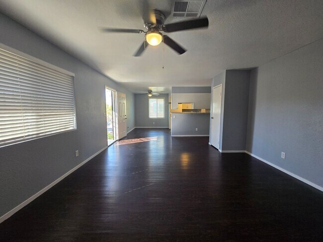 Photo - 3 Bedroom Apartment