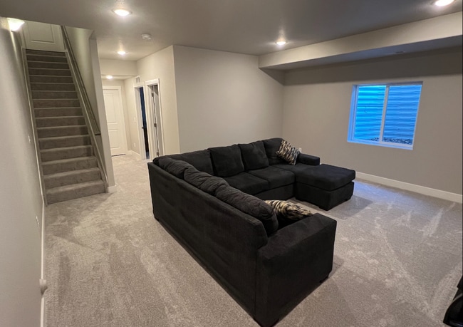 Photo - 7772 Frigid Air Pt