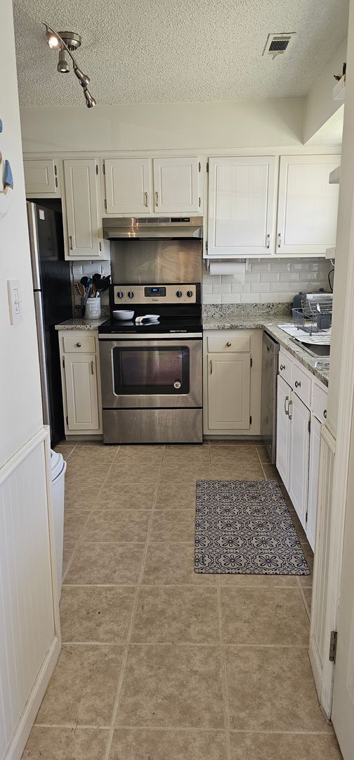 Photo - MOVE IN SPECIAL 1117 Fawn Drive – Townhome...