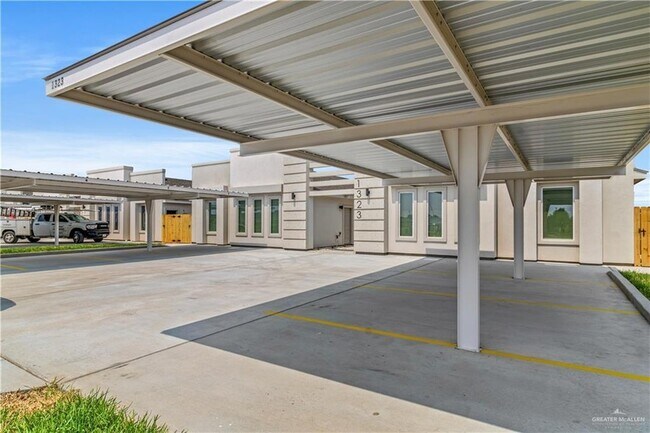 Photo - 1314 Beverly Ave Unit 3