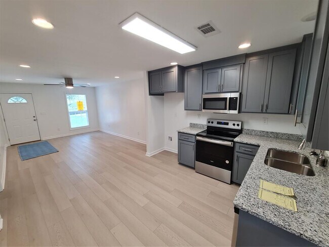 Photo - 516 N Northington St