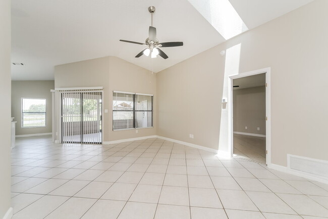 Photo - 3422 Burlington Dr