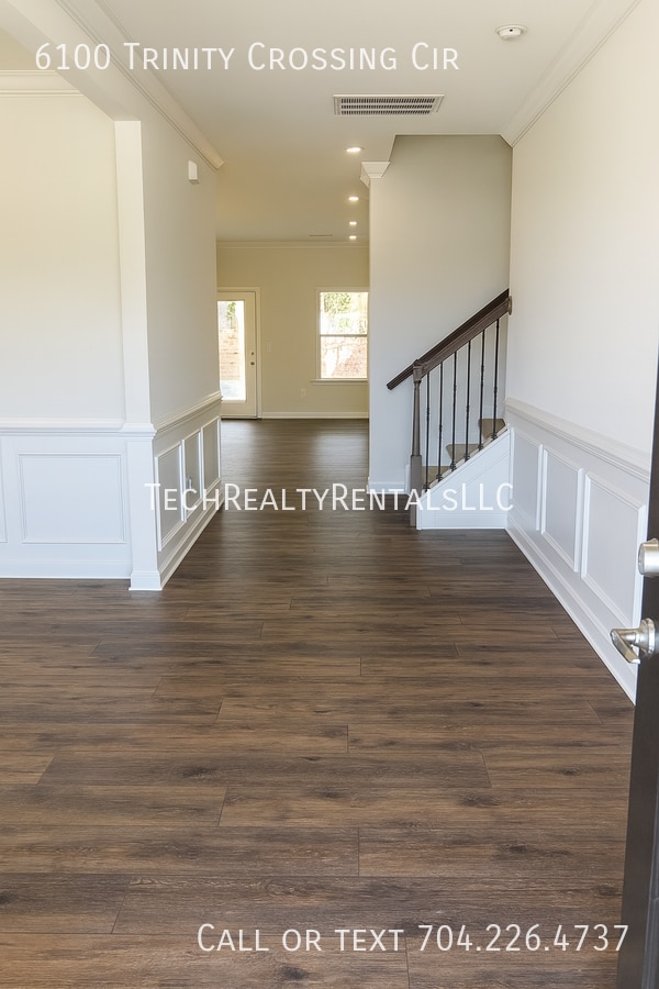 Photo - 6100 Trinity Xing Cir