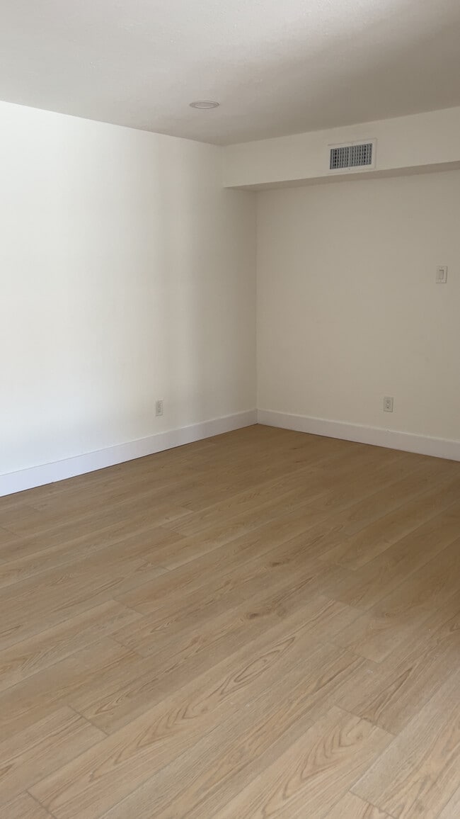 Photo - 4664 Matilda St Unit F