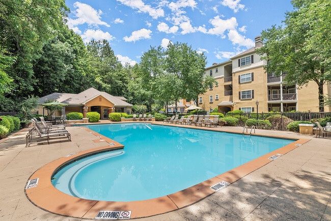 Piscina Cortland Glenridge HR 2 - Perimeter Circle