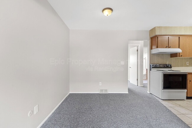 Photo - 426 Oak St Unit 446 7