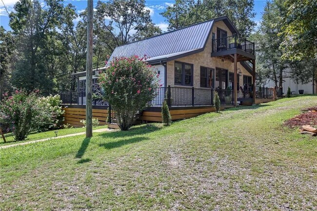 Photo - 268 Creek Bank Dr
