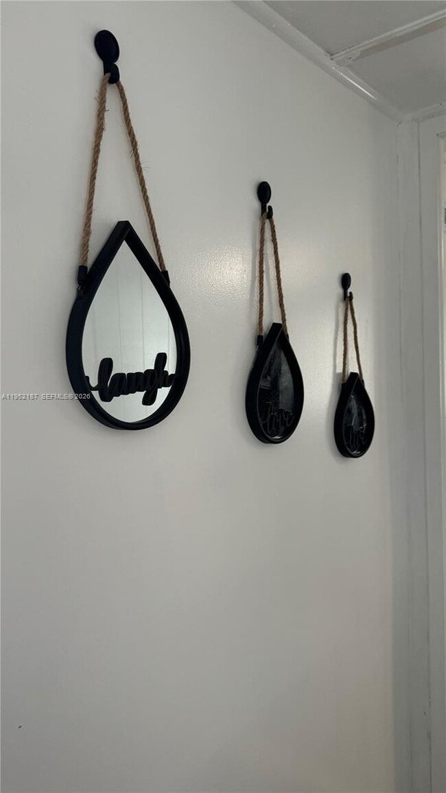 Photo - 601 NE 4th Ct.