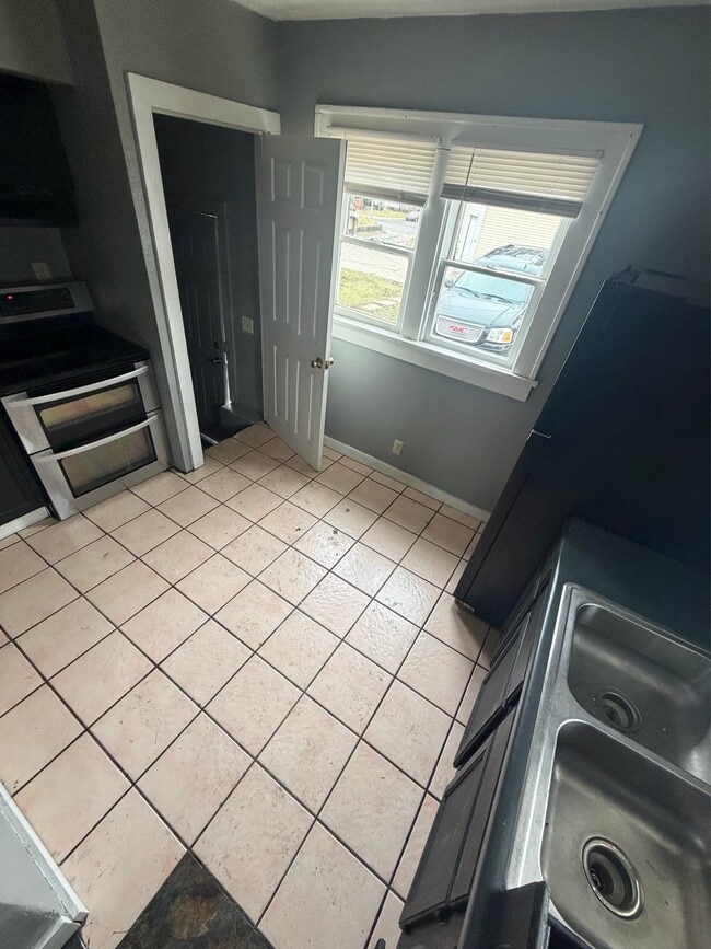 Photo - 4126 Lafayette St