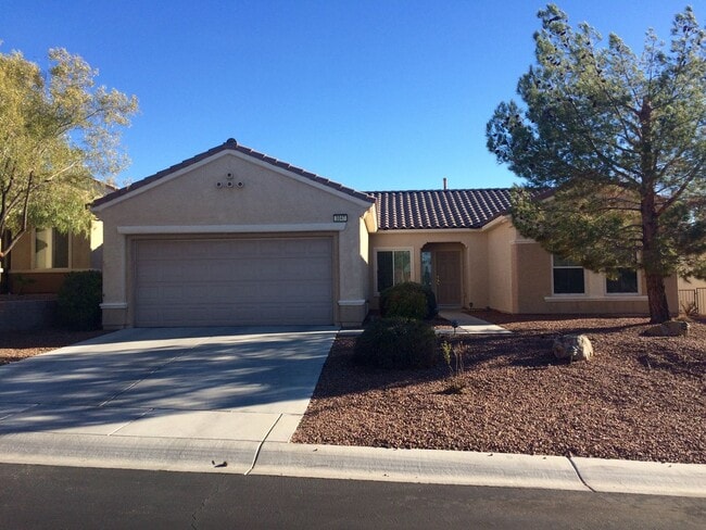 Building Photo - FANTASTIC UPGRADED 55+ SUN CITY ANTHEM COMMUNITY HOME!!!
