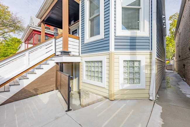 Photo - 7219 S Peoria St