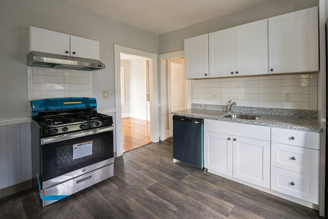 Building Photo - 15 Faulkner St Unit 3