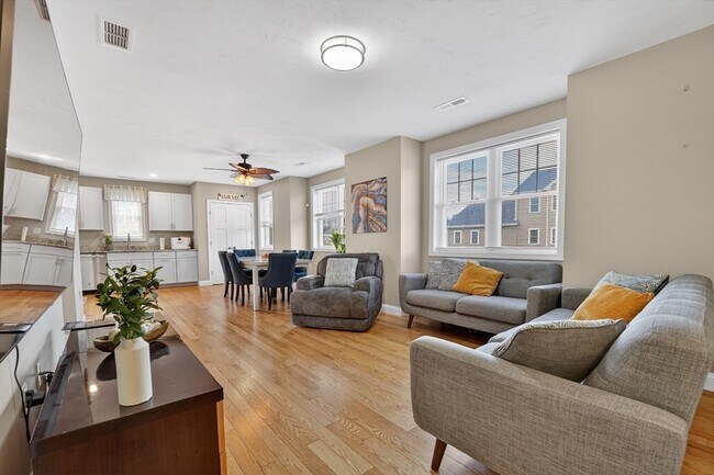 Photo - 7 Gorham St Unit 57