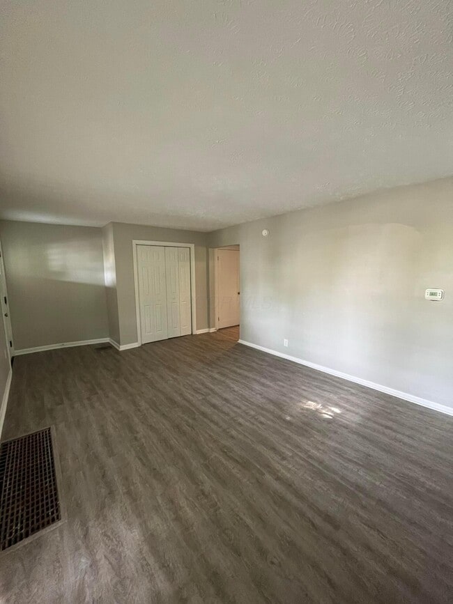 Photo - 11 E Kelso Rd