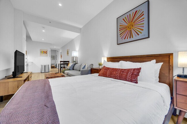 Photo - 160 Water St Unit FL15-ID1060193P