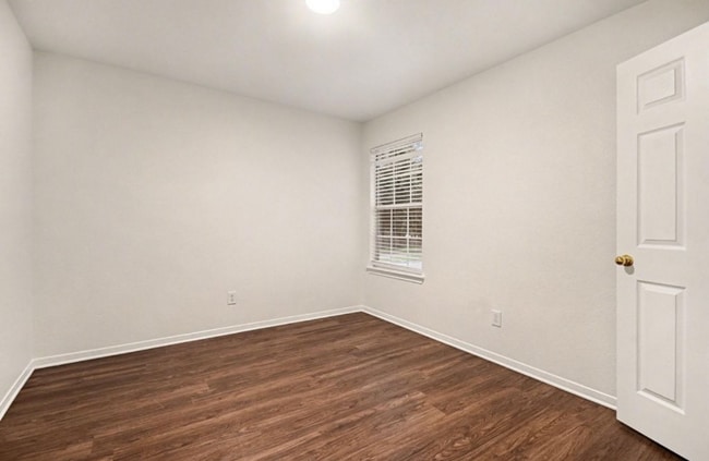 Photo - 10227 Rolleston Ln