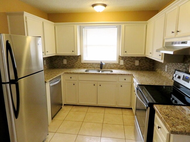 Photo - House Located Minutes From Medical District & Texas Tech Campus!