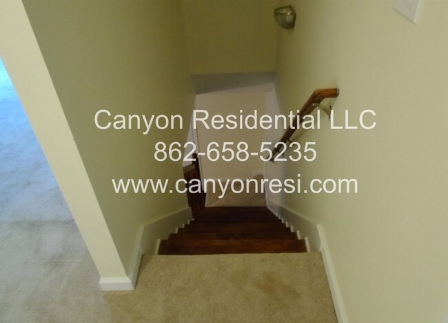 Photo - 125 Bay Ct Dr